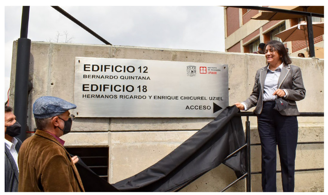 Foto inauguración edificio 18